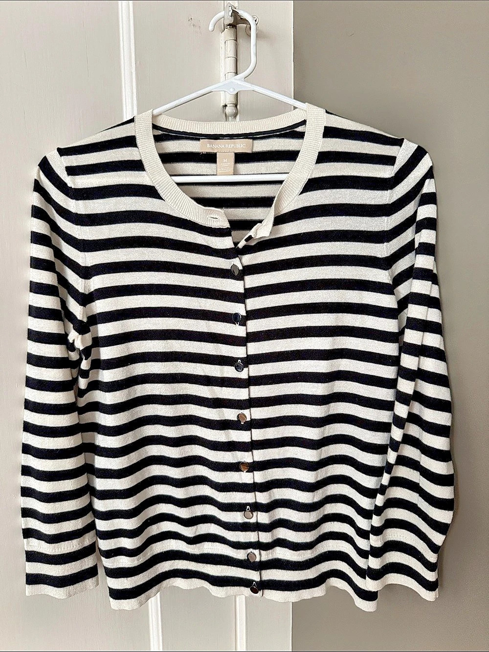 Banana Republic Striped Silk Blend Cardigan in Black & White Size Medium